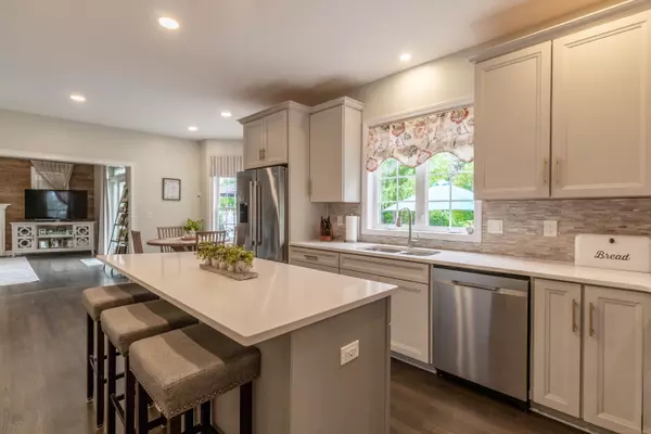 Ledyard, CT 06339,27 Sable Drive