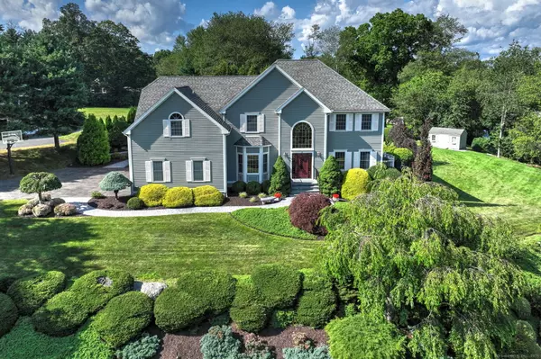 17 Admiral Drive, Monroe, CT 06468