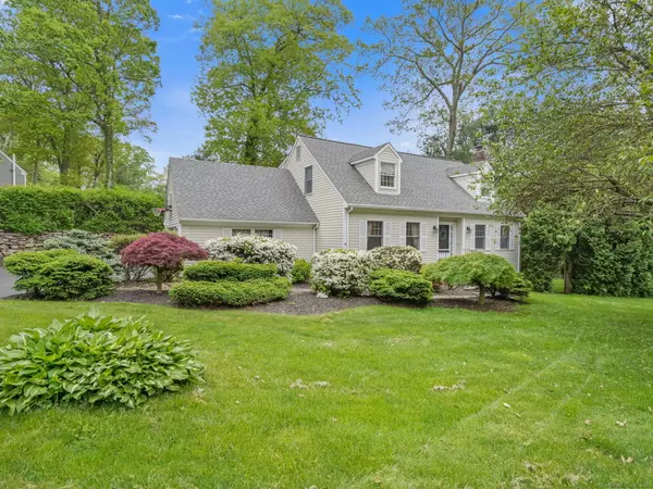 22 Rocky Ridge Drive, Trumbull, CT 06611