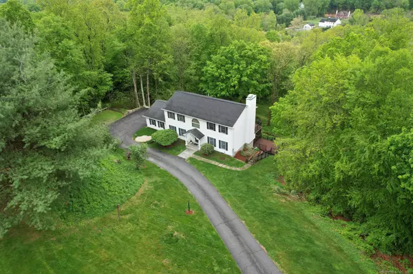8 Austin Drive, New Fairfield, CT 06812