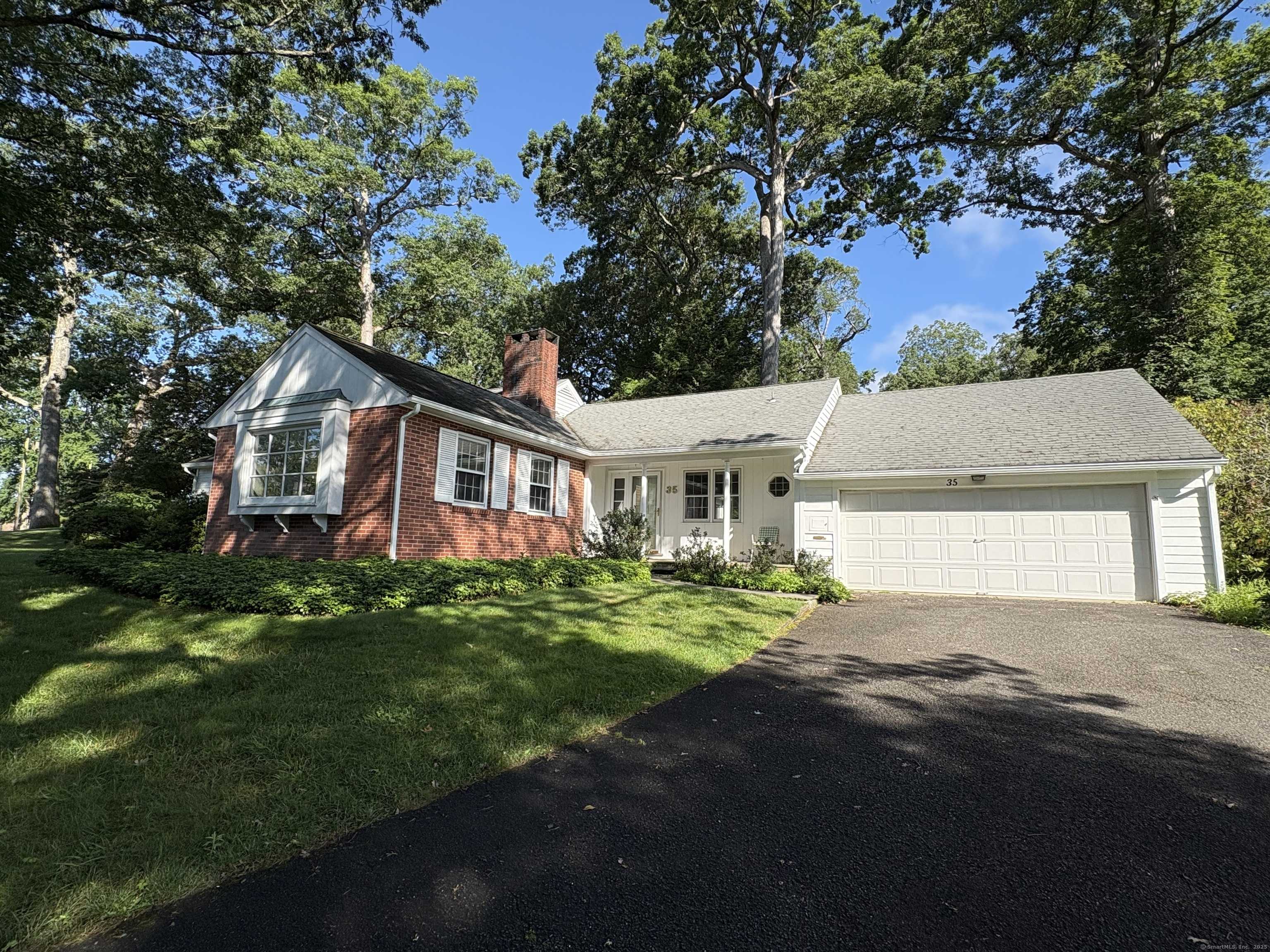 35 Marwick Manor, New Milford, CT 06776