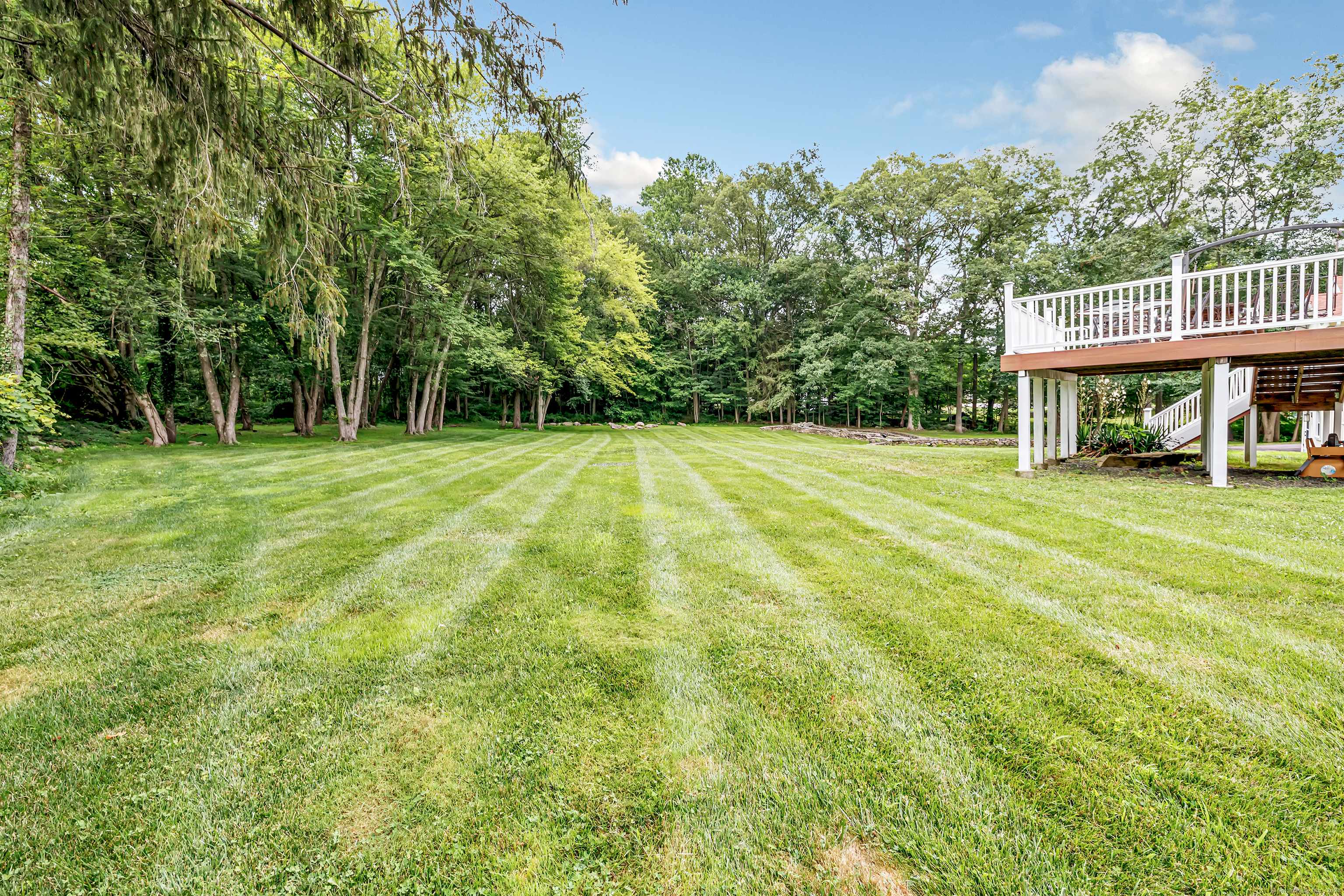 Monroe, CT 06468,40 Walnut Street