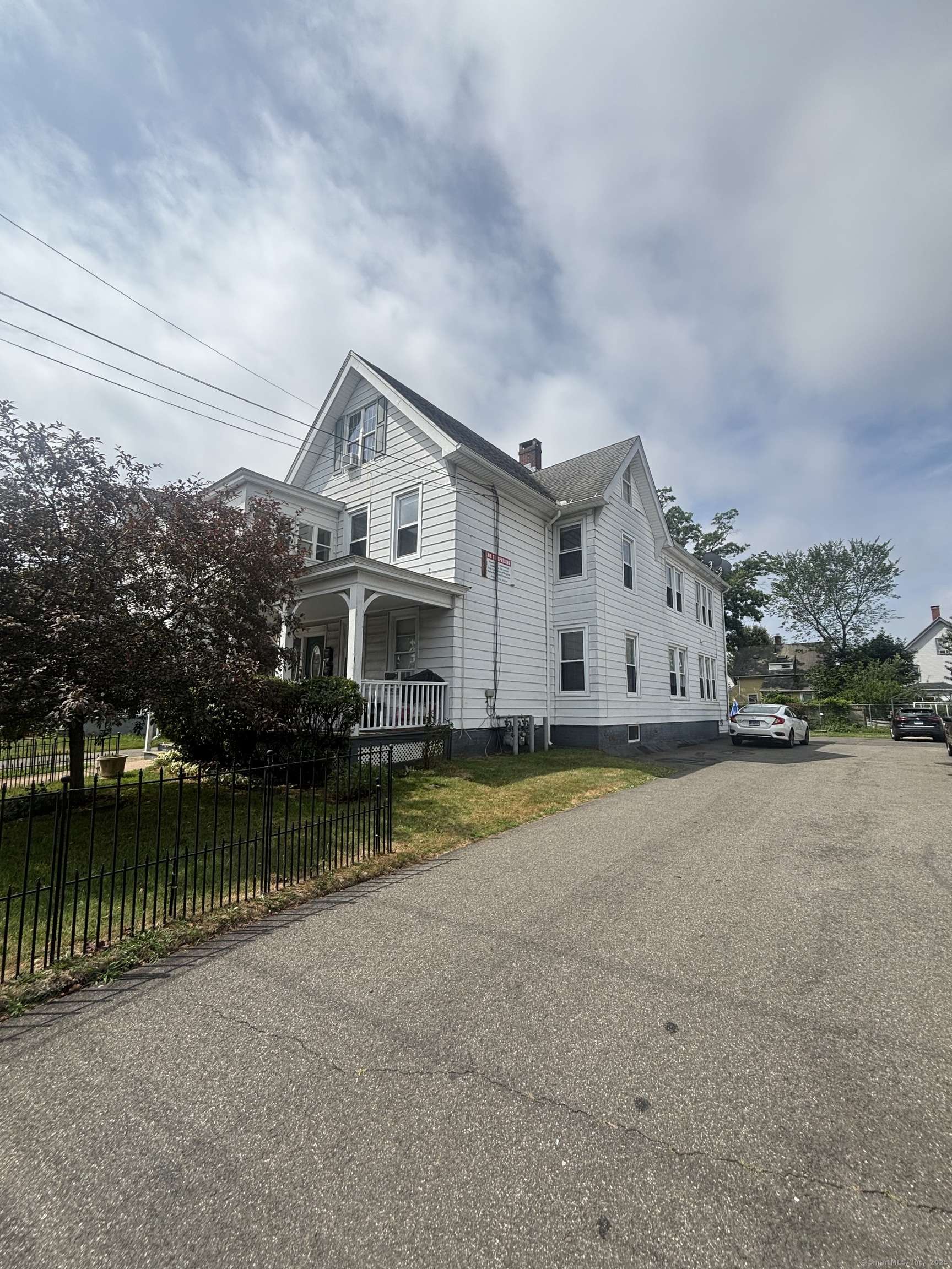 634 Washington Avenue, West Haven, CT 06516