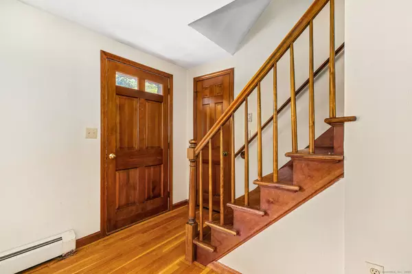 East Windsor, CT 06016,9 Pine Drive