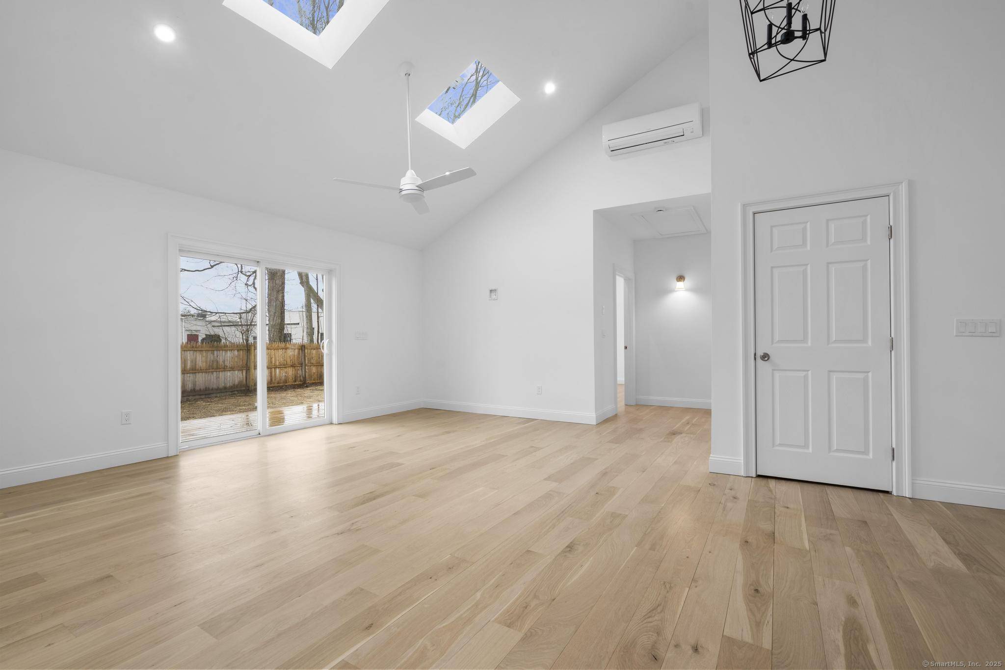 East Lyme, CT 06357,18 Beckwith Street