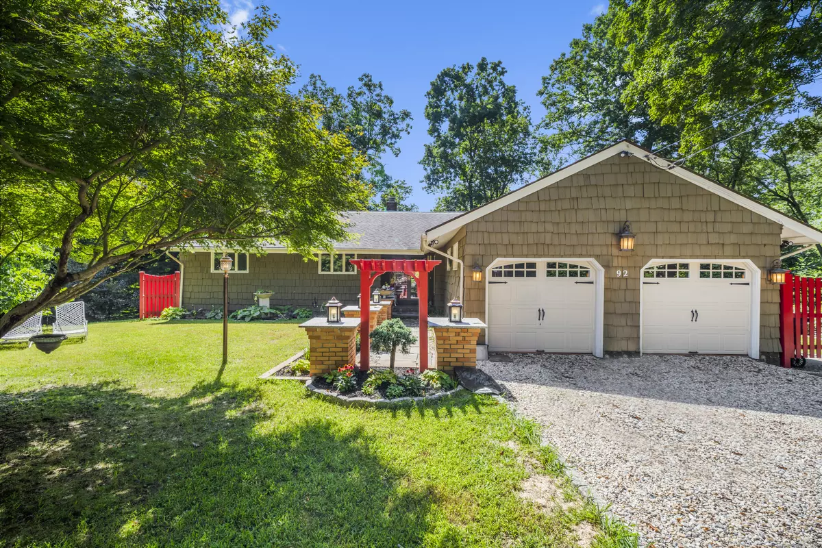 Bloomfield, CT 06002,92 Kenmore Road