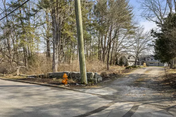 Waterford, CT 06385,163 Oswegatchie Road