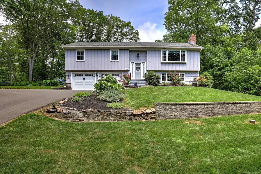 662 Booth Hill Road, Trumbull, CT 06611