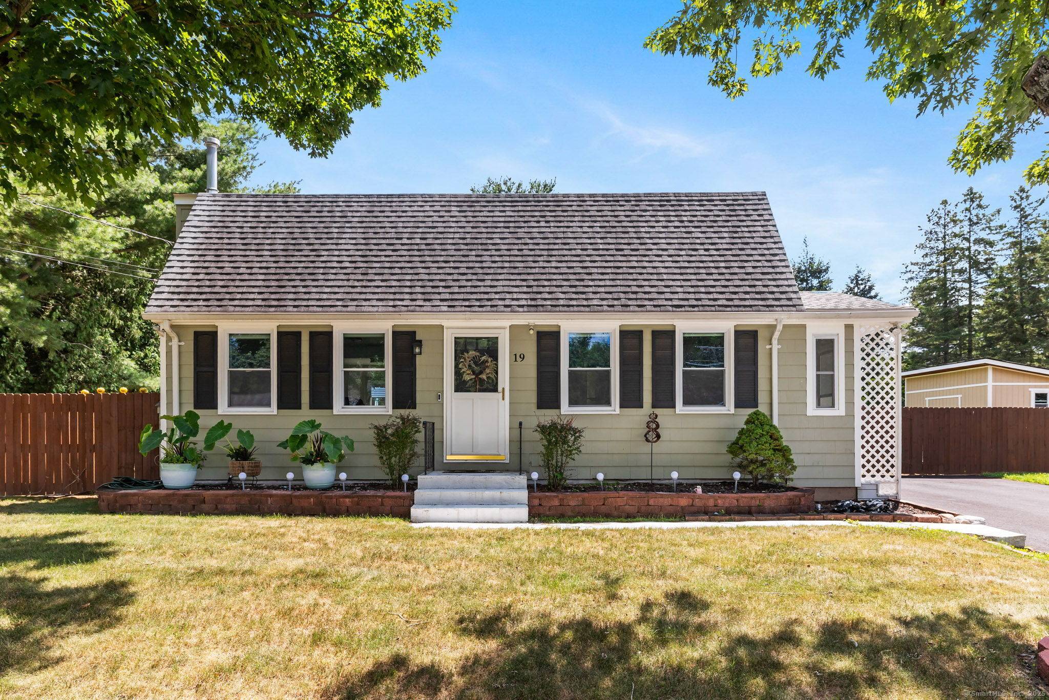 19 Jude Road, Plainville, CT 06062