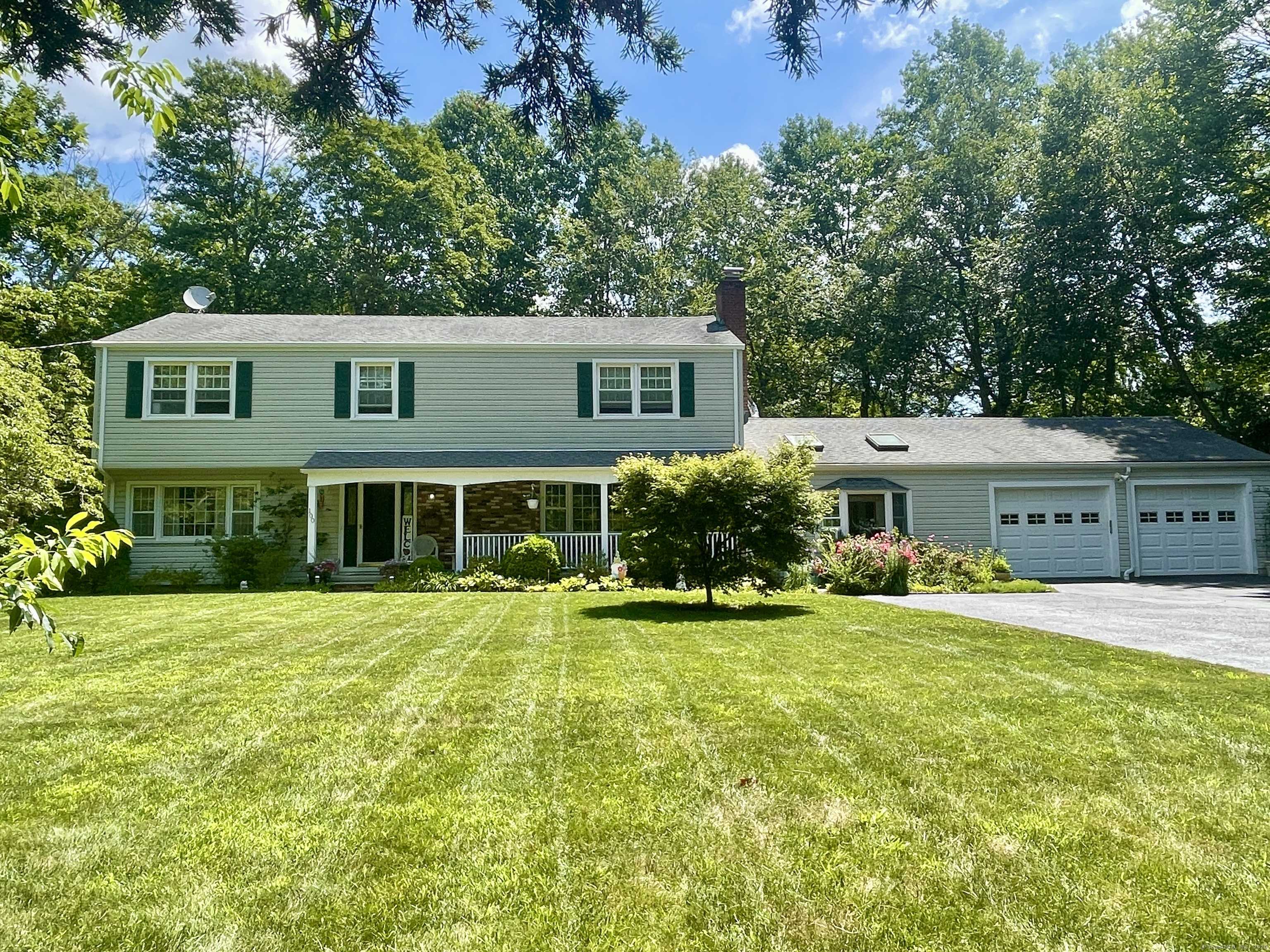 100 Horse Tavern Road, Trumbull, CT 06611