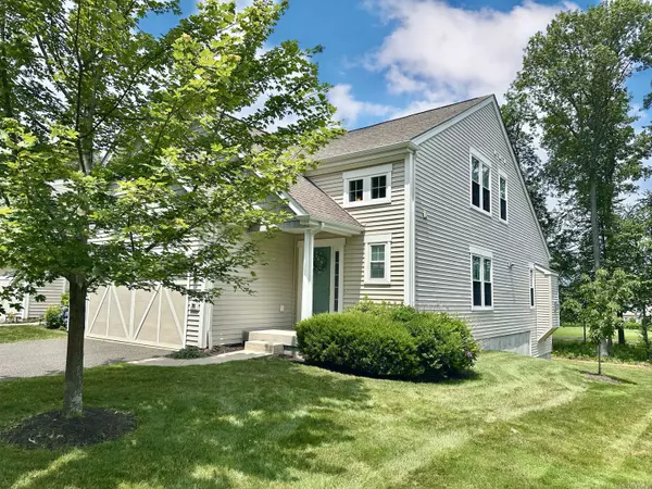 Oxford, CT 06478,701 Championship Drive #701