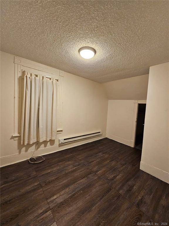 Waterbury, CT 06710,6 Frederick Court #3