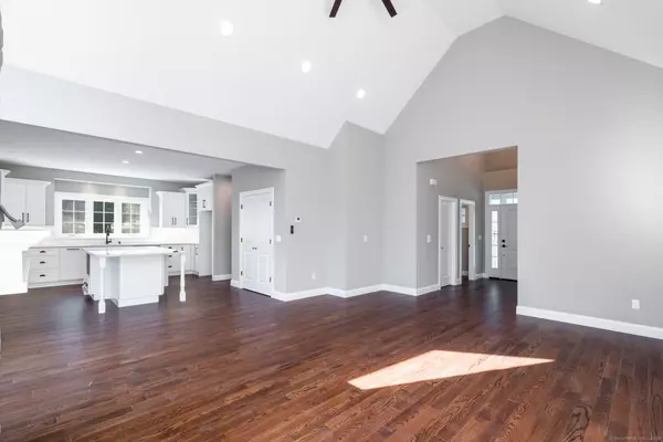 Litchfield, CT 06759,10 Maple View Trail