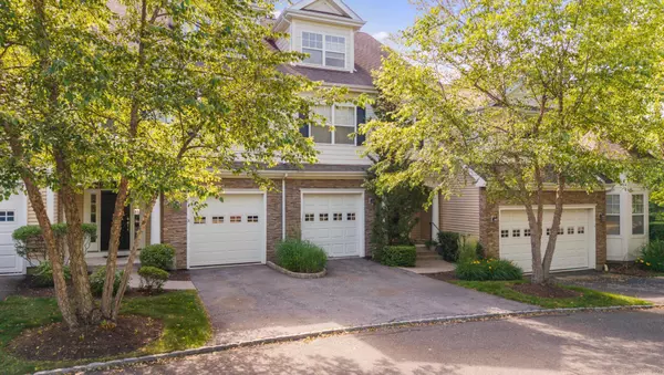 2 Dogwood Court #2, Middlebury, CT 06762