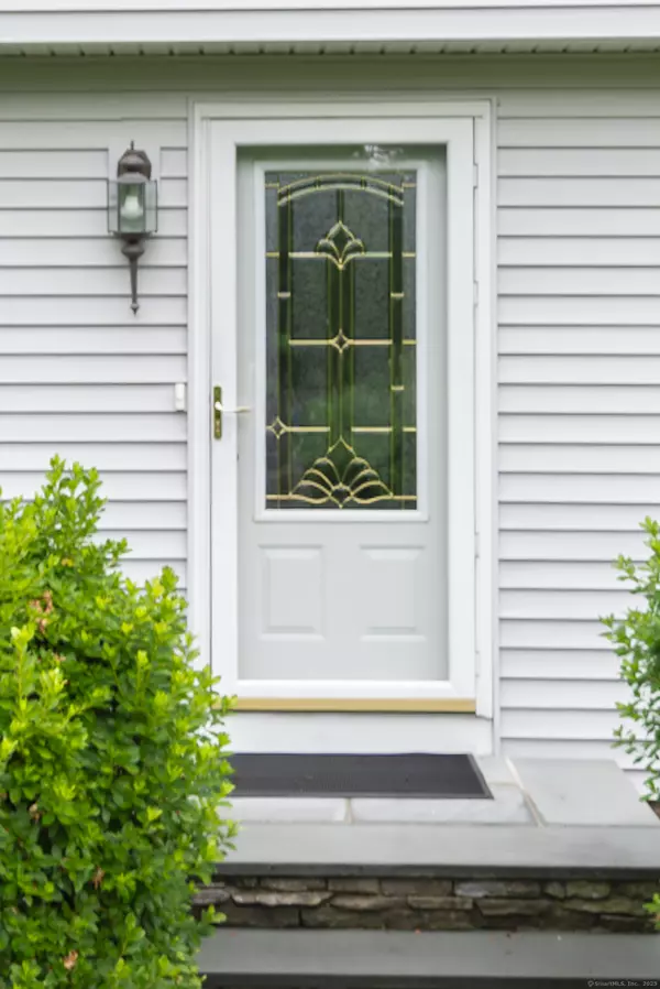 Guilford, CT 06437,19 Kimberly Drive