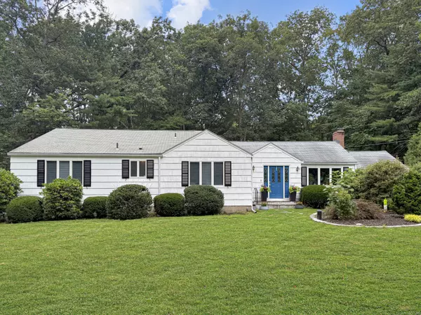 96 Moravia Road, Avon, CT 06001