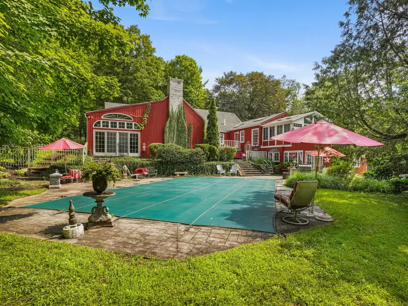 4 Whippoorwill Lane, Weston, CT 06883
