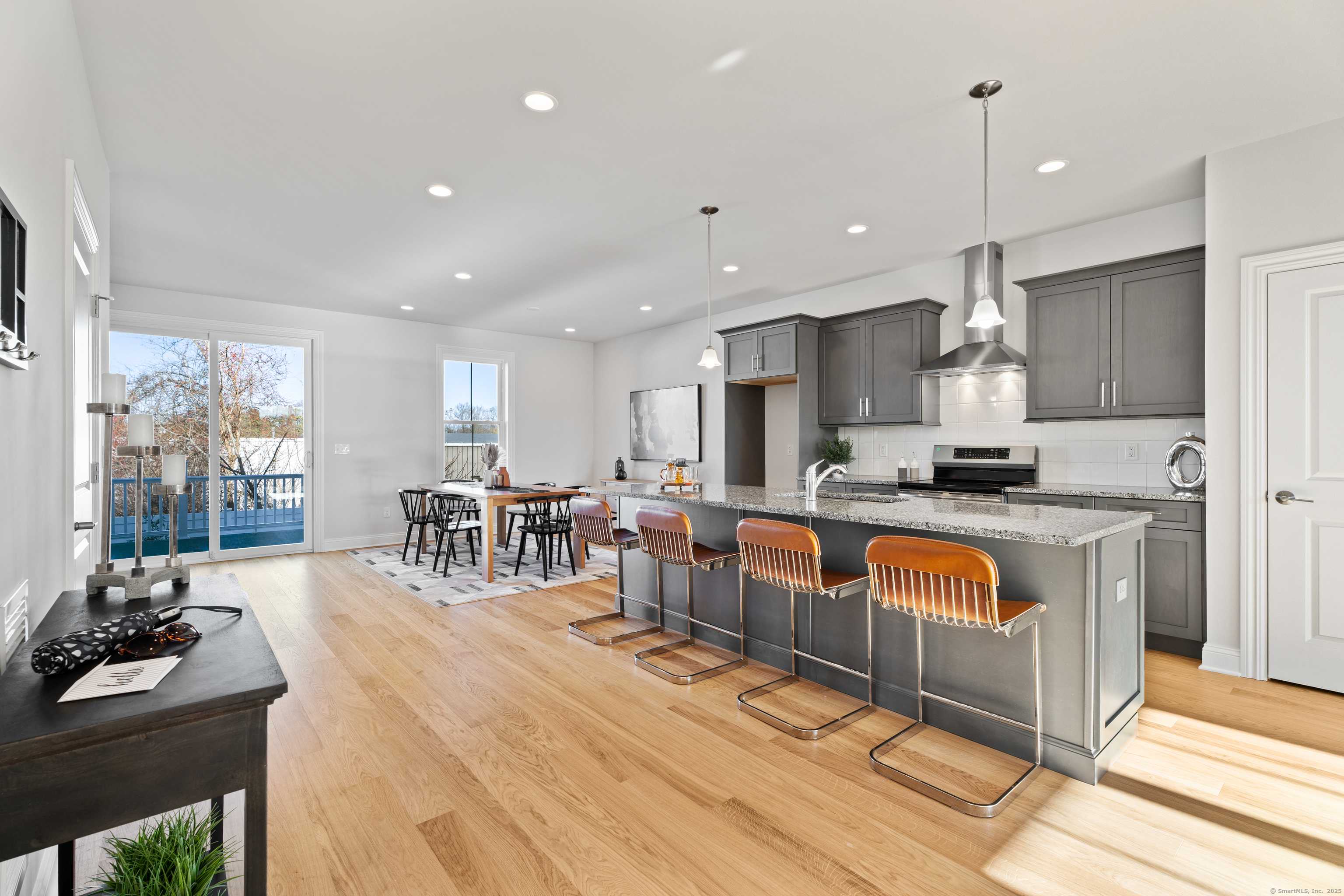 Cheshire, CT 06410,135 Shea Circle #135