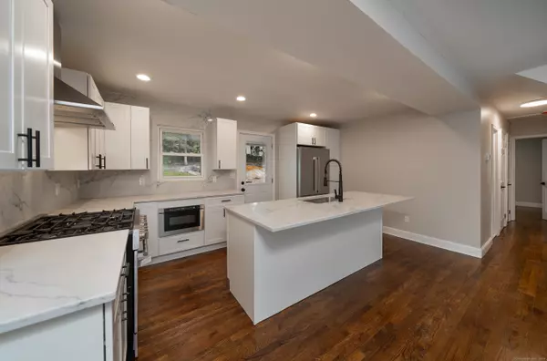Guilford, CT 06437,55 Donald Road