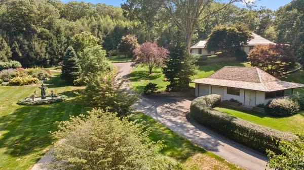 66 Cove Road, Lyme, CT 06371