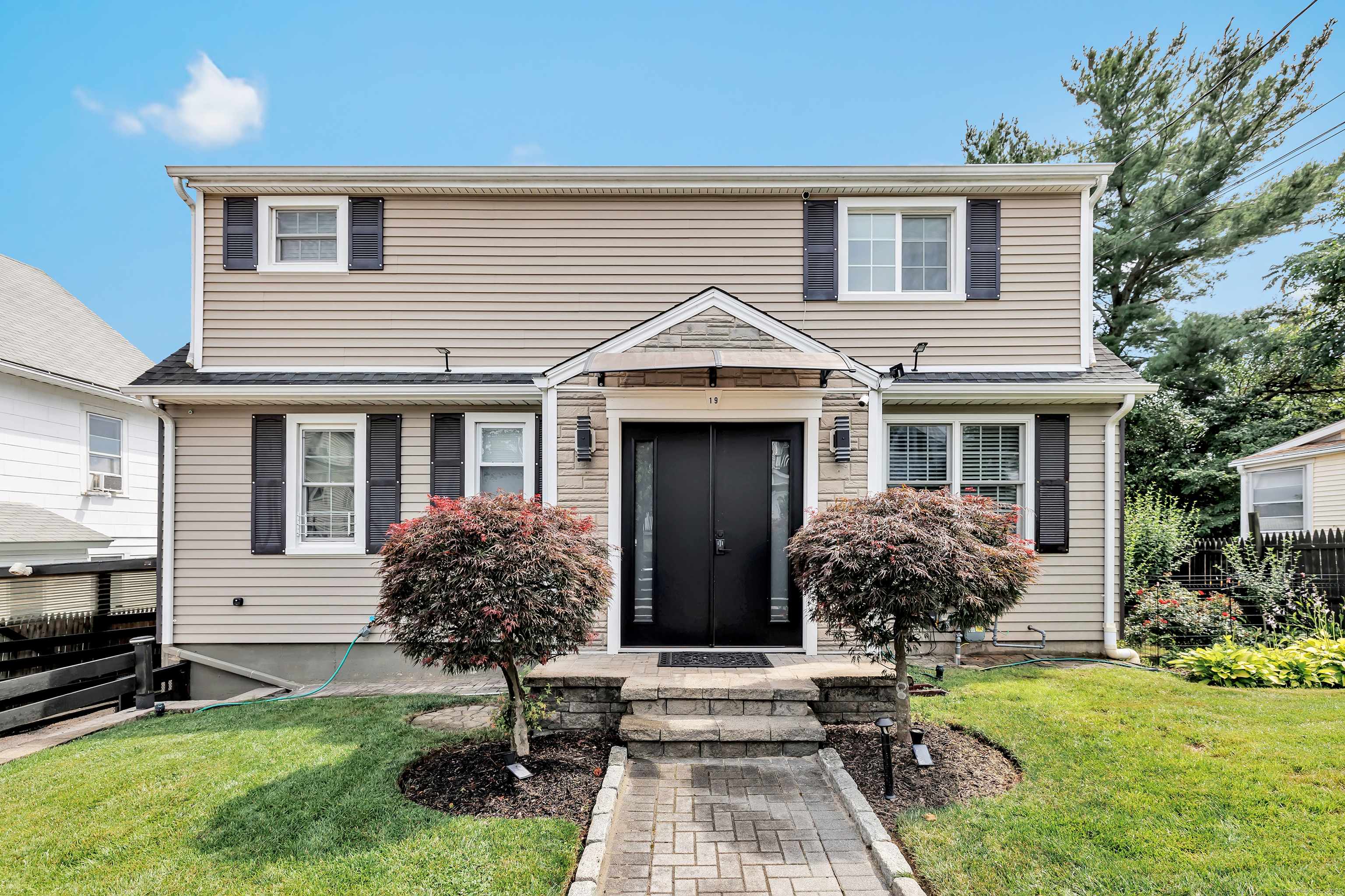 17 Russell Street, Ansonia, CT 06401