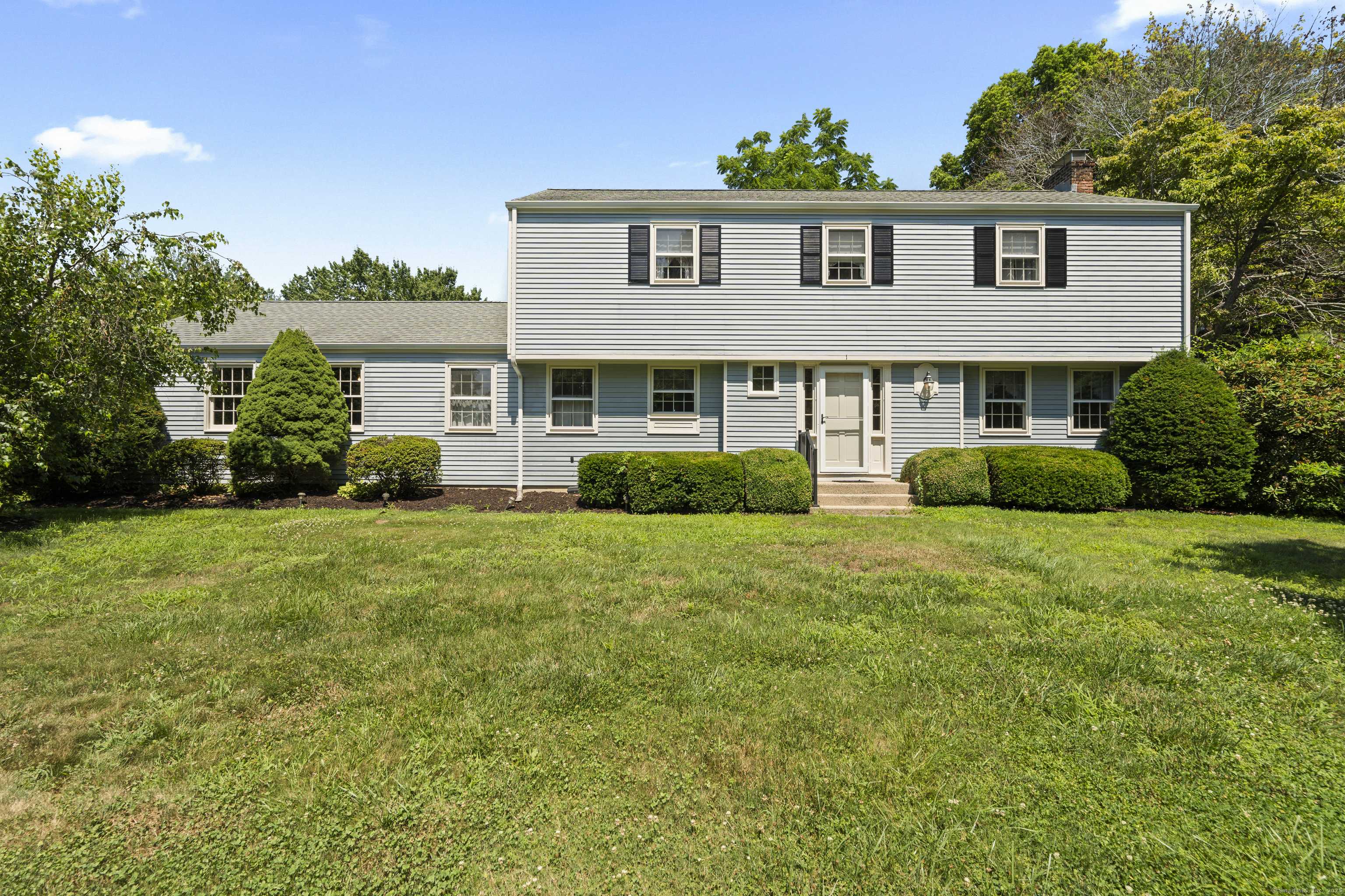 1 Sparrow Bush Lane, Guilford, CT 06437