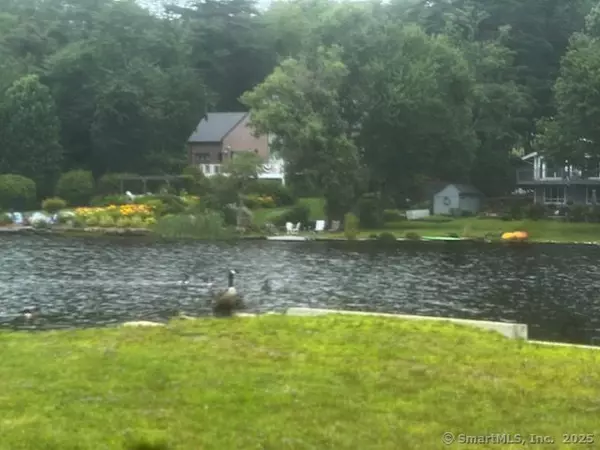 Woodstock, CT 06282,10 Laurel Hill Drive