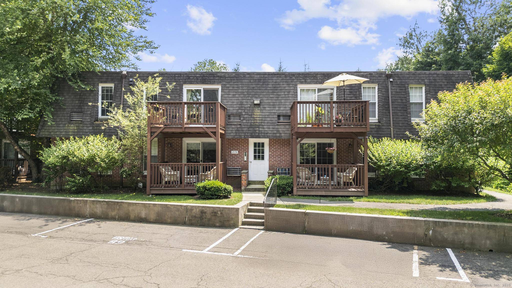 279 Bridge Street #APT 2, Stamford, CT 06905