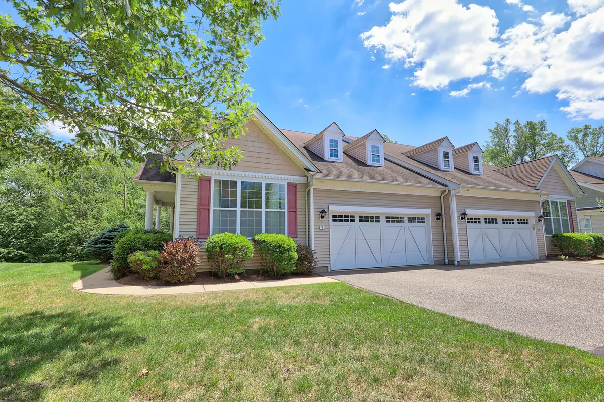 Prospect, CT 06712,9 Lilac Lane #9