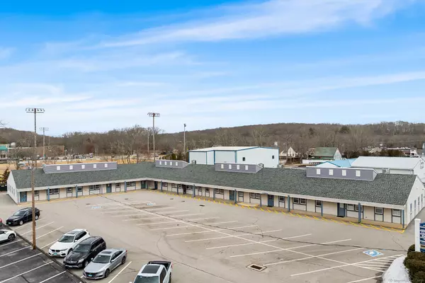 131 Boston Post Road, East Lyme, CT 06333