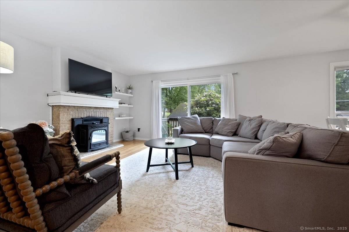 Woodbury, CT 06798,1 Alder Court #1