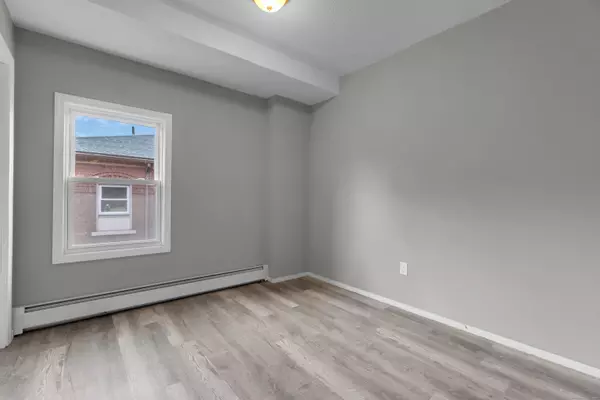 Hartford, CT 06120,43 Seyms Street