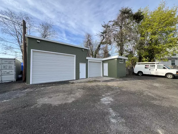 West Haven, CT 06516,350 Front Avenue #Garage