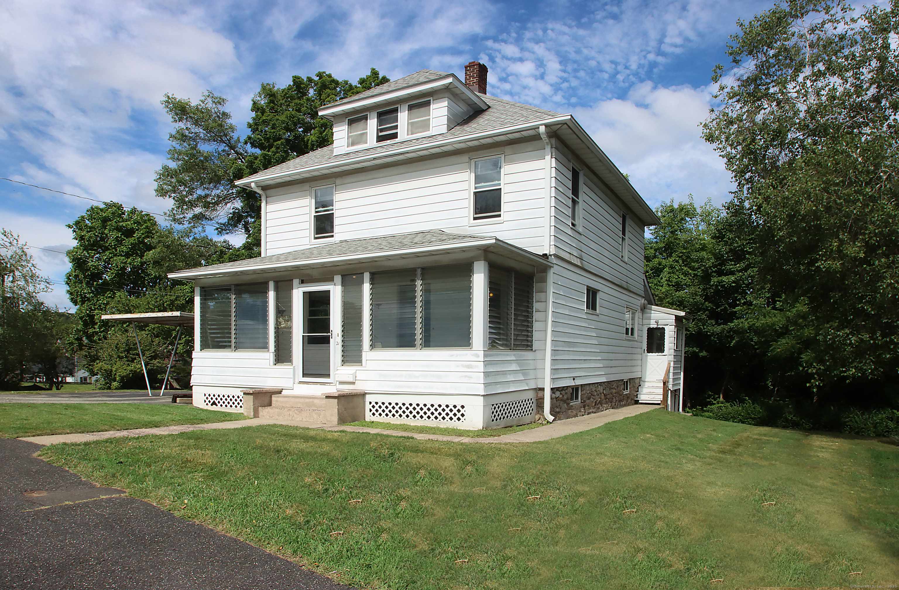 Seymour, CT 06483,21 Cherry Street