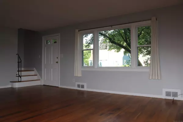 West Hartford, CT 06110,102 Federal Street