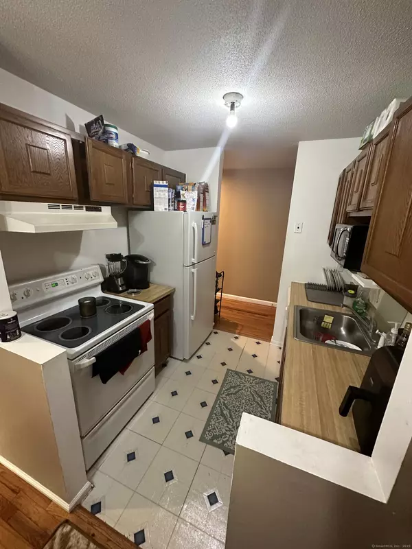 Seymour, CT 06483,85 Balance Rock Road #APT 14