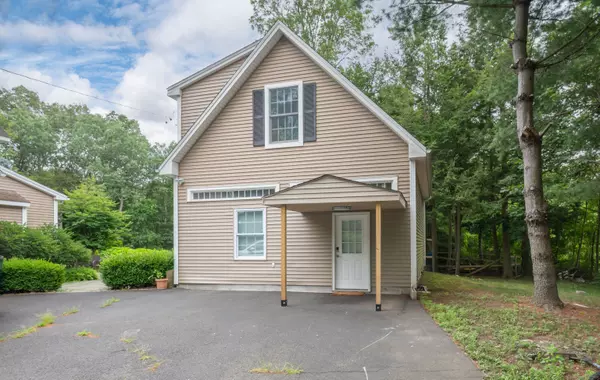 14 Bryan Lane, Newtown, CT 06470