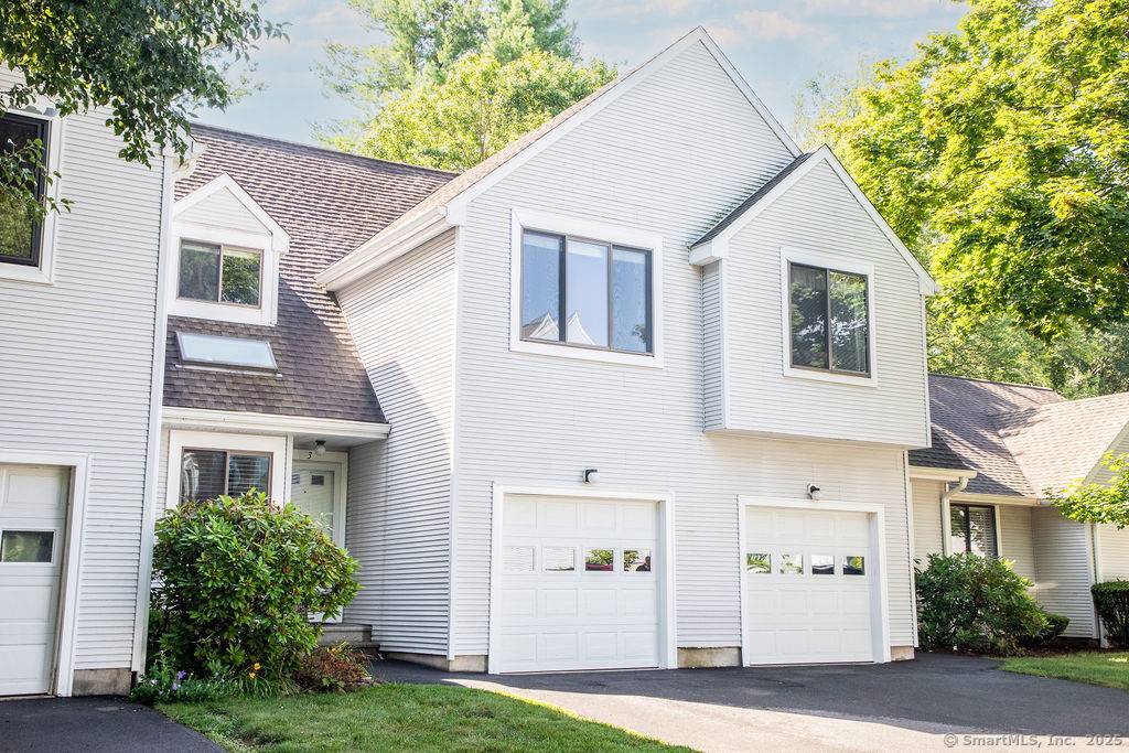 3 Locust Lane #3, Farmington, CT 06032