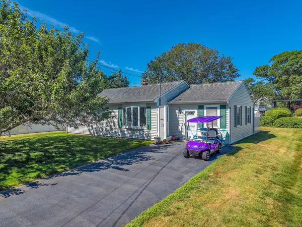 33 Fenwood Road, Old Saybrook, CT 06475