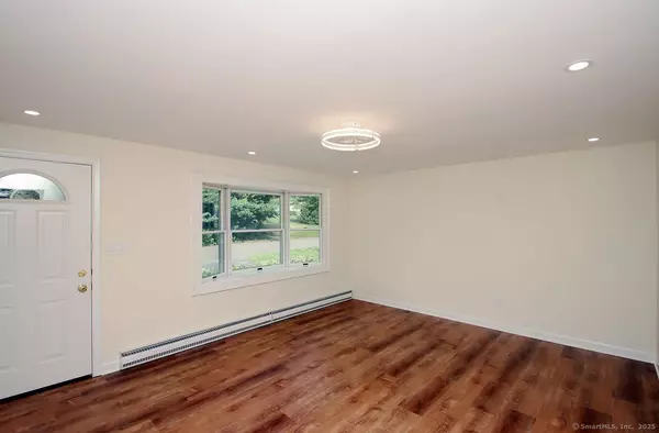 Meriden, CT 06450,48 Eastview Terrace