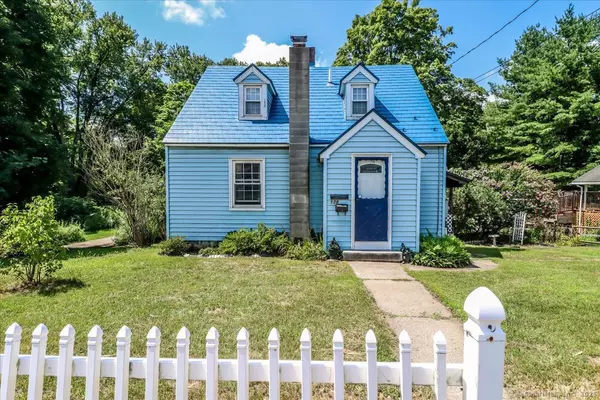 New Milford, CT 06776,129 Housatonic Avenue