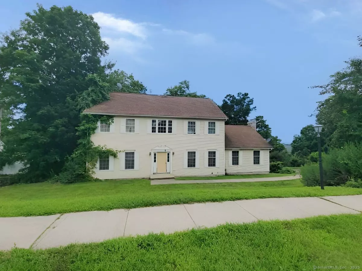 Naugatuck, CT 06770,7 Fawn Meadow Drive