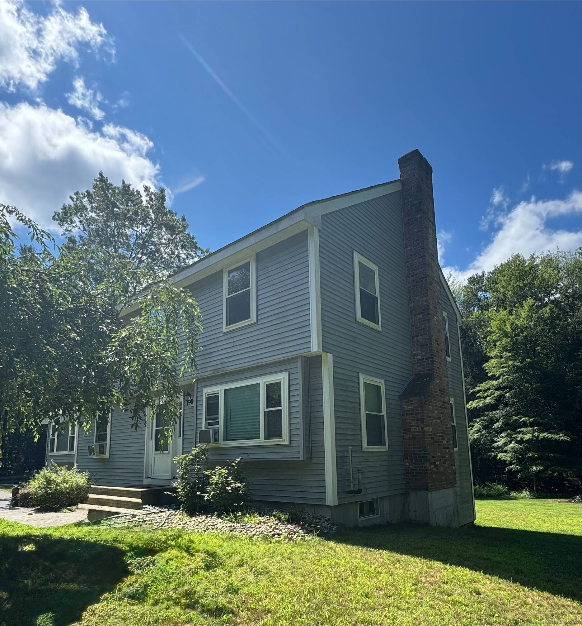 Willington, CT 06279,4 Timber Lane