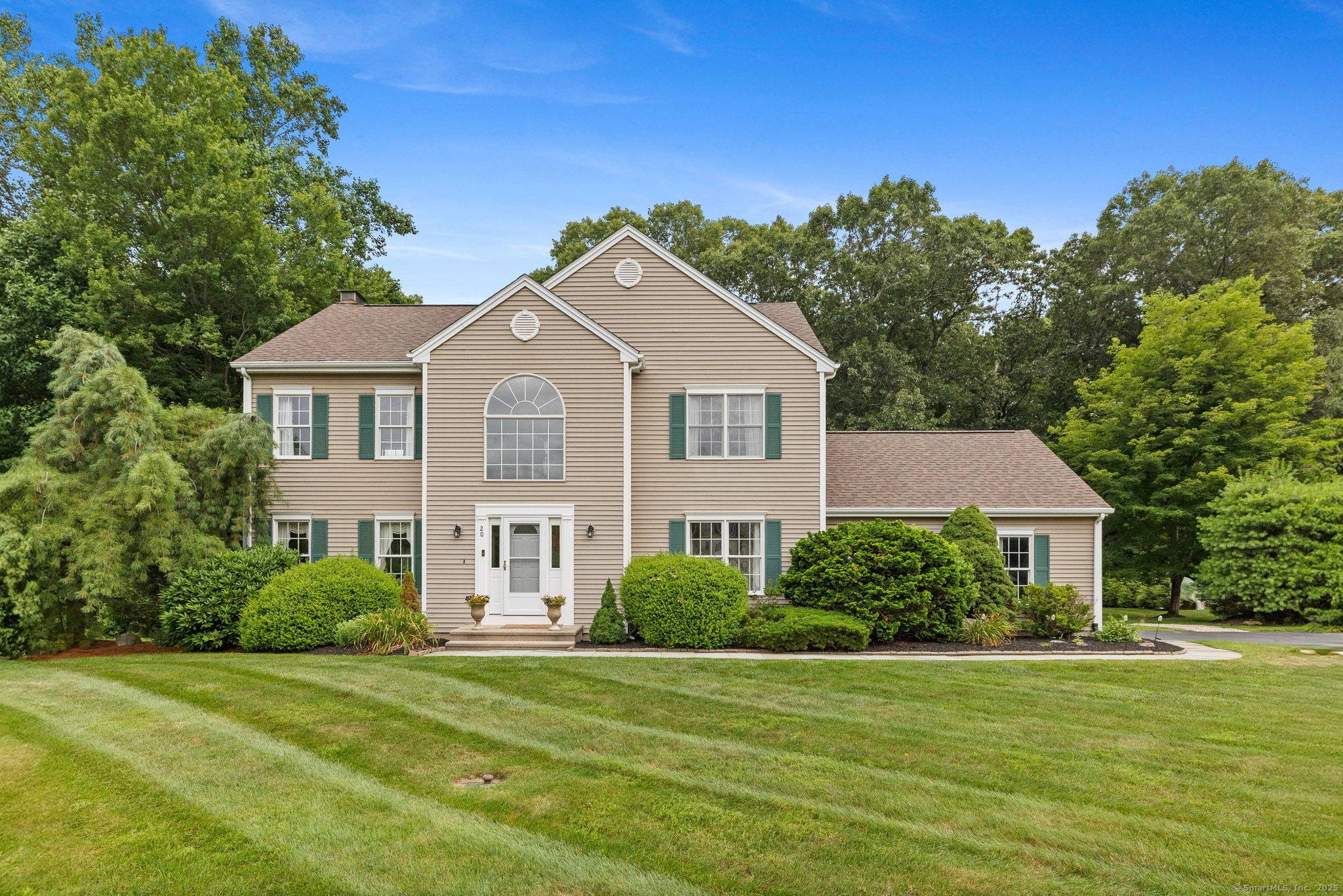 20 Autumn Court, Cheshire, CT 06410