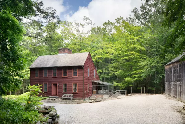 37 Lower Barrack Road, Canaan, CT 06031