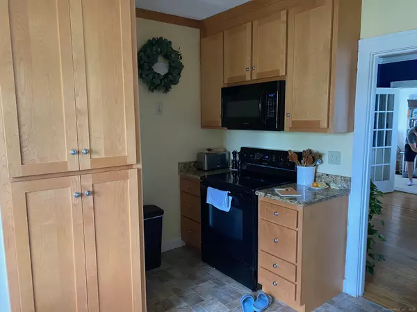 Wethersfield, CT 06109,35 Stillwold Drive