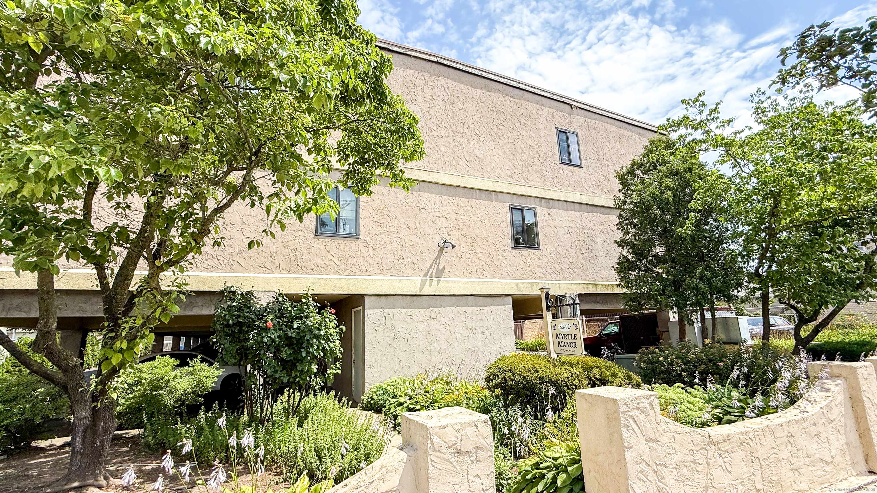 86 Myrtle Avenue #APT 9, Stamford, CT 06902