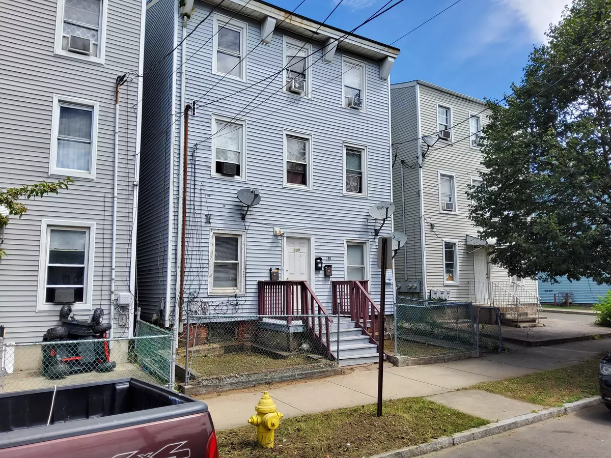 New Haven, CT 06513,199 Saltonstall Avenue #1