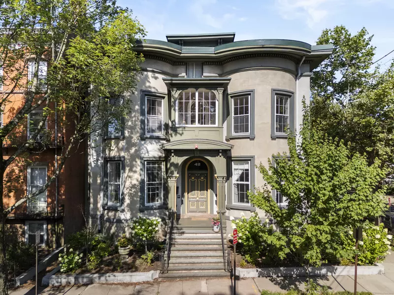 42 Academy Street #3, New Haven, CT 06511