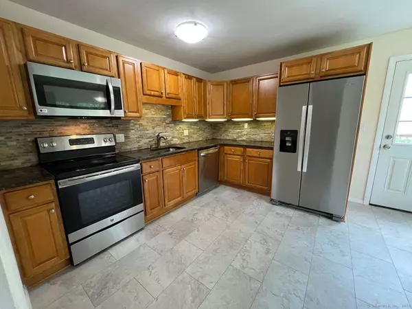 West Hartford, CT 06117,68 Lyman Road